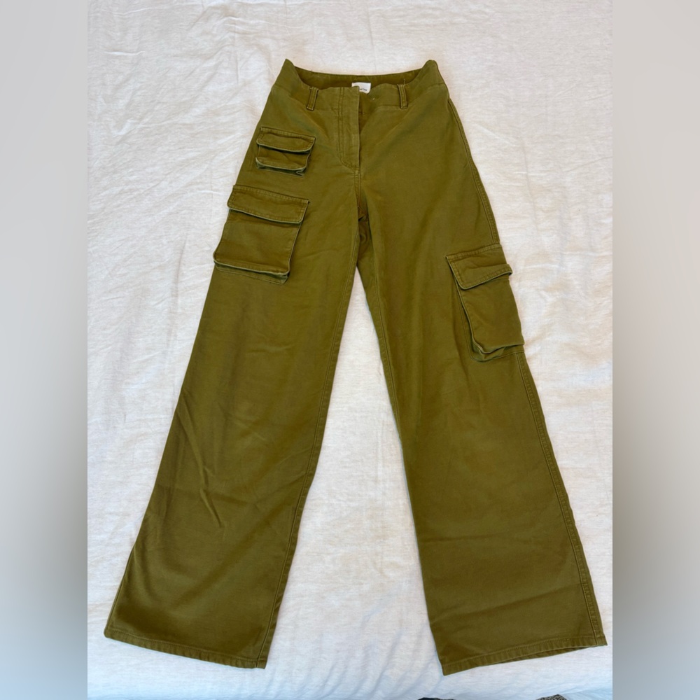 Aritzia Wilfred Free Cargo pants